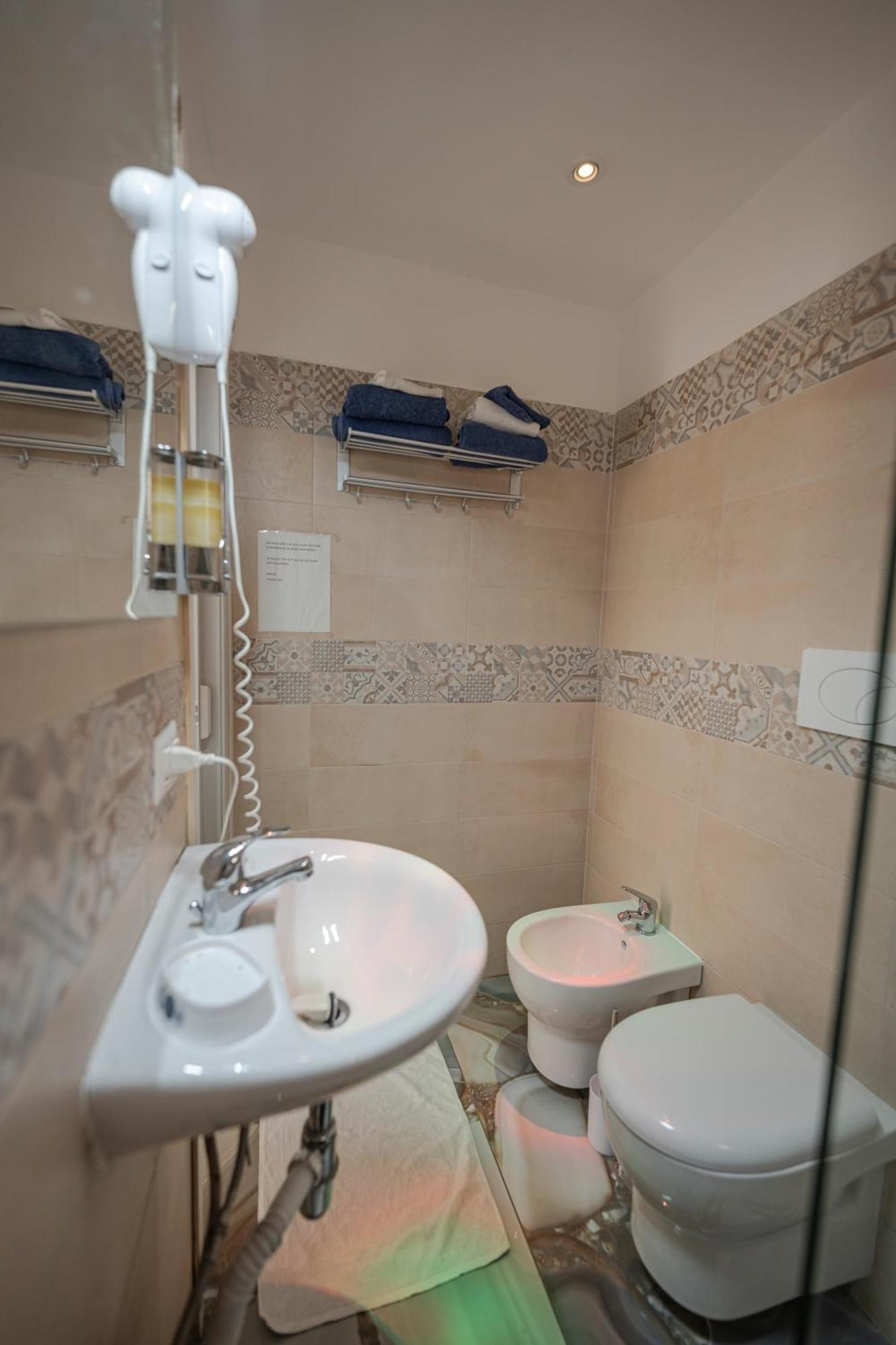 Bed and Breakfast Il Faro 17 Tarento Exterior foto