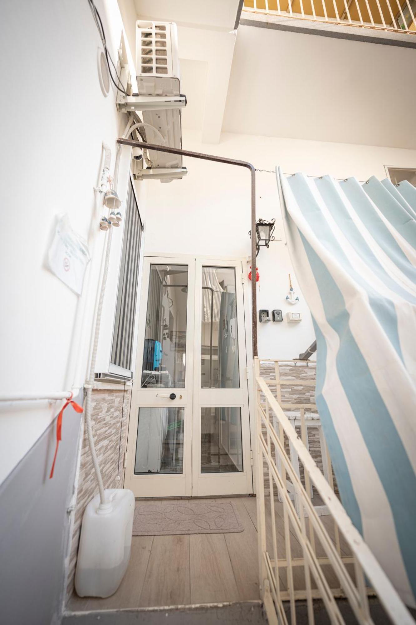 Bed and Breakfast Il Faro 17 Tarento Exterior foto